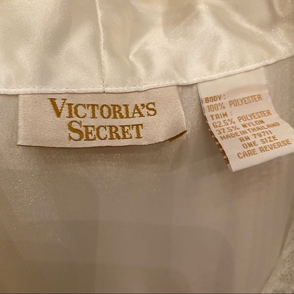Vintage VICTORIA’S SECRET Women Gold Label White Lace Short Robe Size One Size - Picture 9 of 9